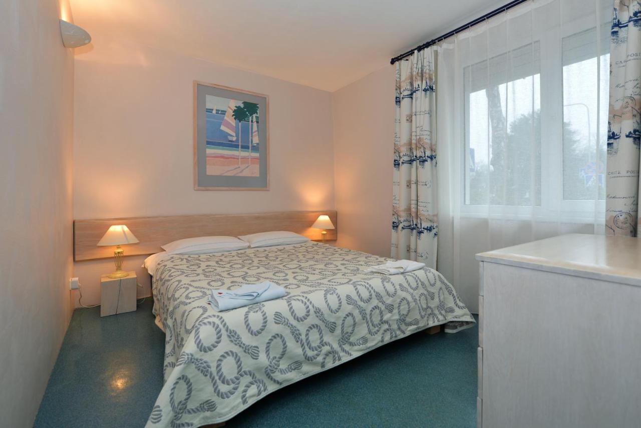 Palanga Pas Vidute Hotel Bagian luar foto